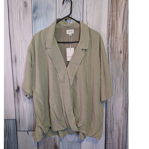 Heyson S/S Button Up Collared Plus Size NWT Women's Top Sz 3X Neutral Casual - Picture 1 of 5